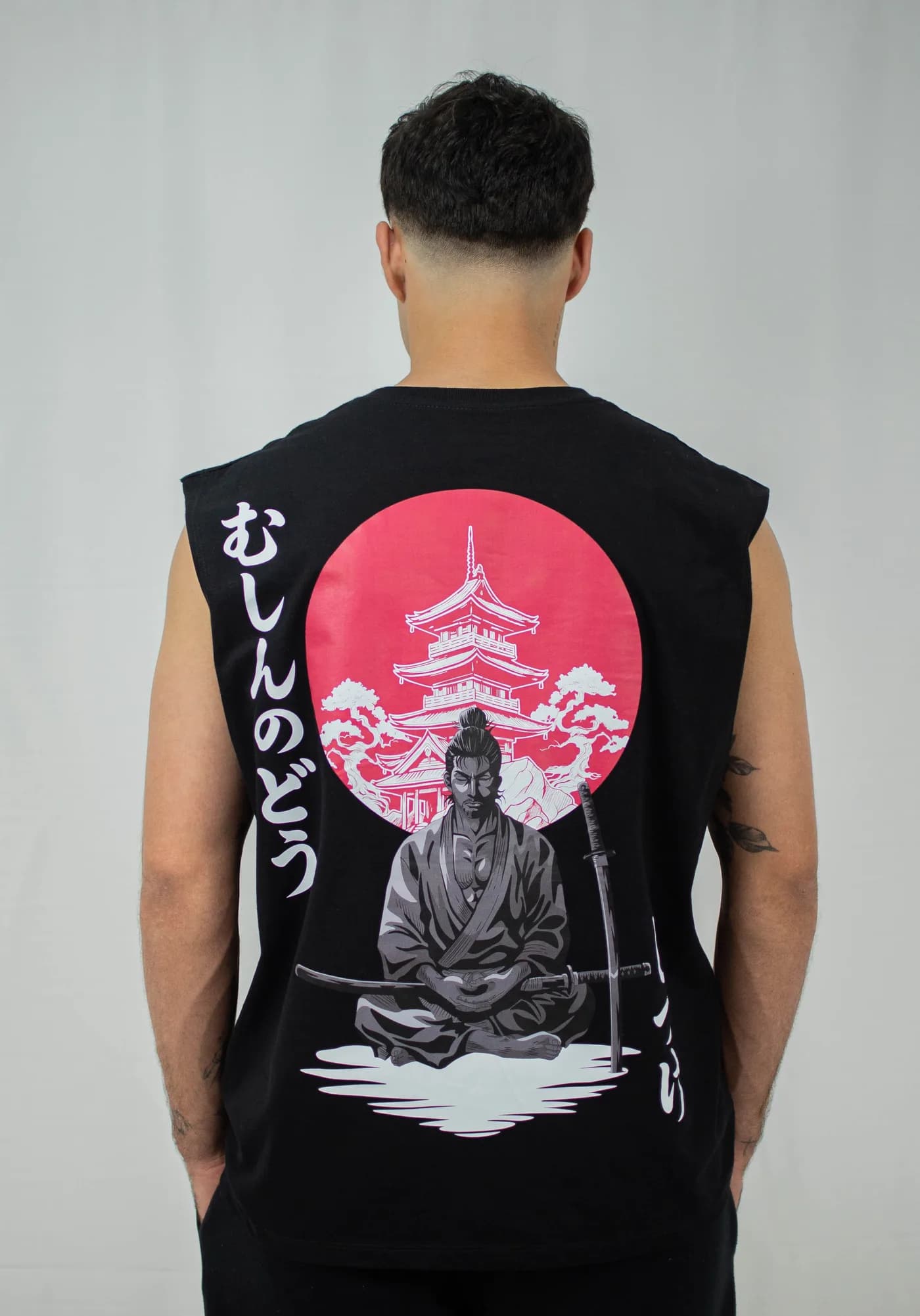 Muscle Tee Miyamoto Musashi — outra vista
